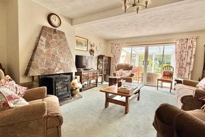 Living Room- click for photo gallery